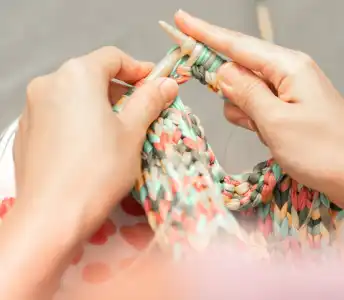صنایع دستی بافتنی محلی