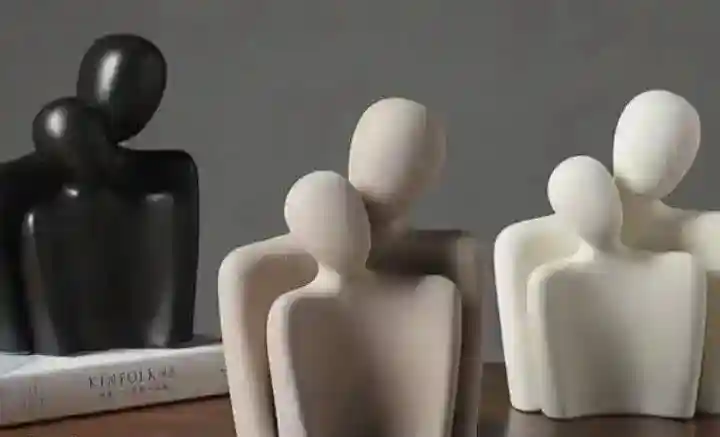 مجسمه سنگ مصنوعی همدم؛ انتخابی خاص برای دکوراسیون منزل