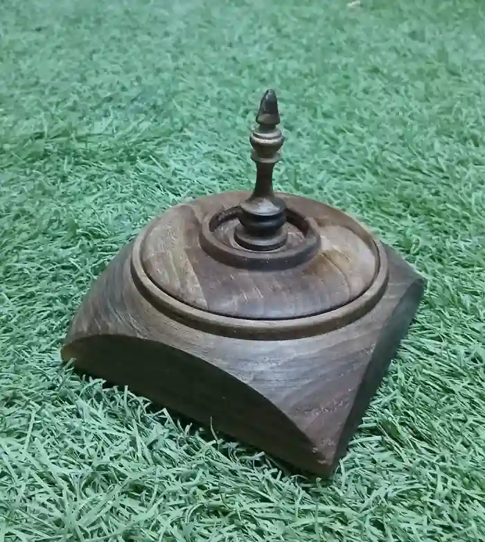 شکلات خوری مربع شکل درب دار چوبی دستساز