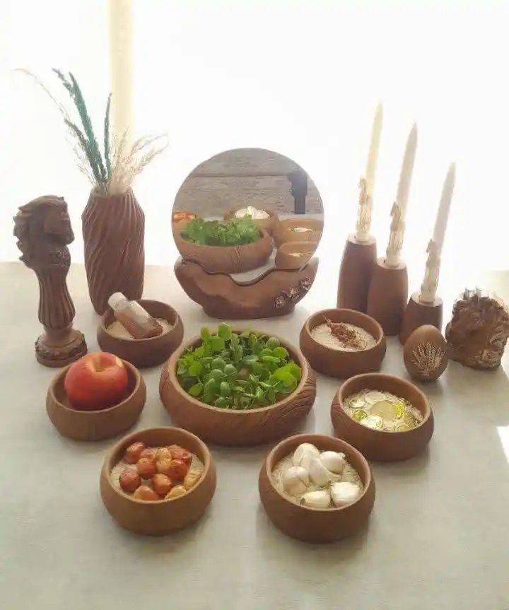 هفت‌ سین سنگ مصنوعی طرح چوب مدل اهرا با گلدان بیس رنگی