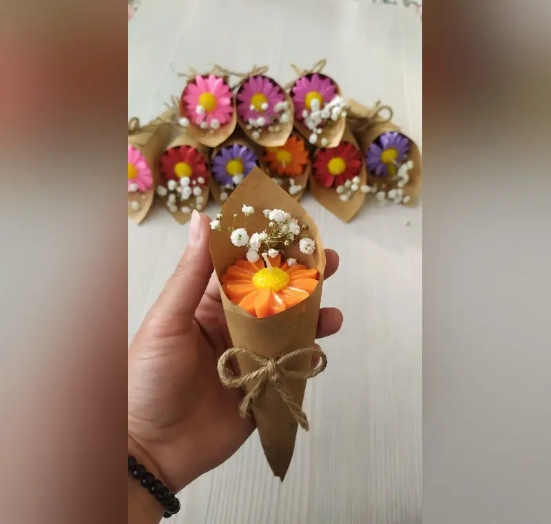 خرید شمع های دست ساز گالری سنگ و آتش در چادگان